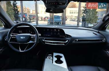 Внедорожник / Кроссовер Cadillac Lyriq 2024 в 
