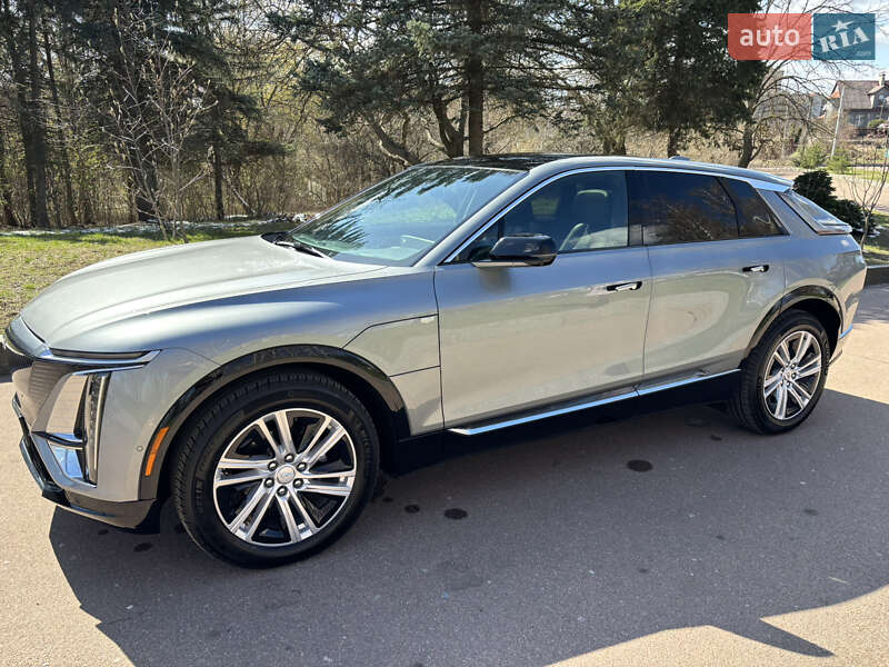 Внедорожник / Кроссовер Cadillac Lyriq 2023 в Житомире