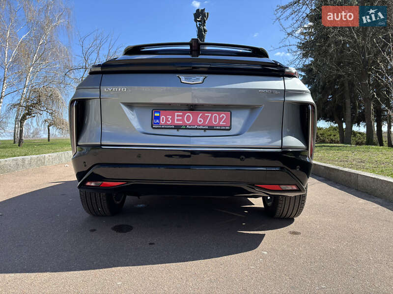 Внедорожник / Кроссовер Cadillac Lyriq 2023 в Житомире