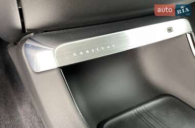 Позашляховик / Кросовер Cadillac Lyriq 2023 в 