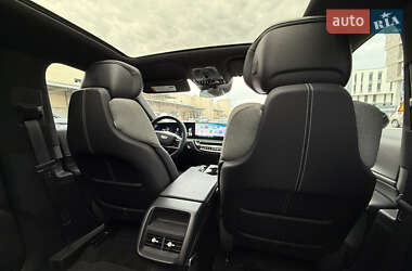 Внедорожник / Кроссовер Cadillac Lyriq 2023 в 