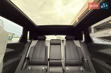 Внедорожник / Кроссовер Cadillac Lyriq 2023 в 