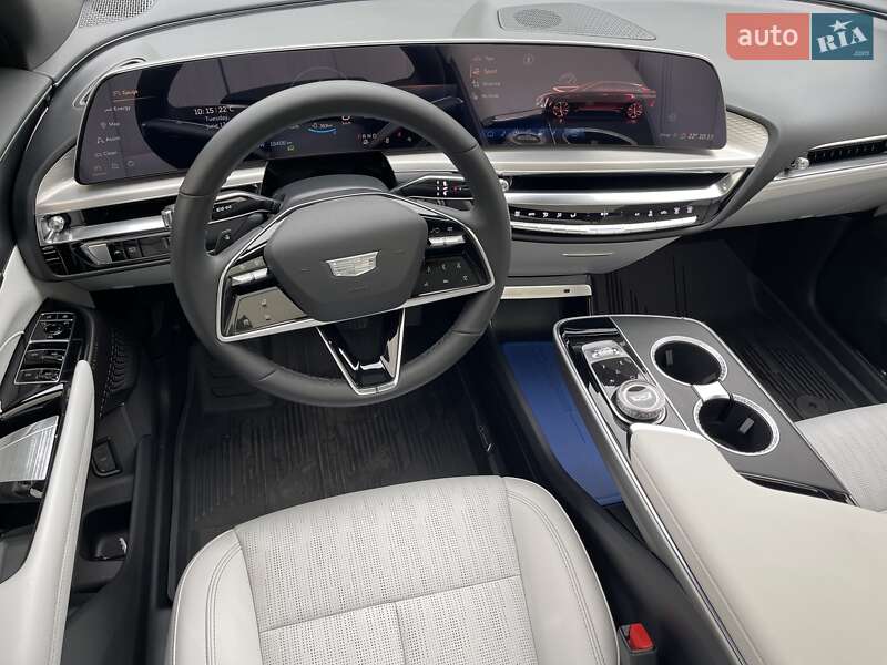 Внедорожник / Кроссовер Cadillac Lyriq 2023 в Киеве