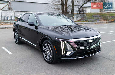 Позашляховик / Кросовер Cadillac Lyriq 2023 в 