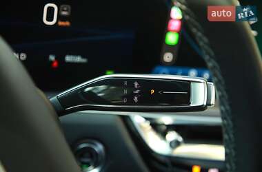 Внедорожник / Кроссовер Cadillac Lyriq 2024 в 