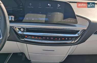 Универсал Cadillac Lyriq 2023 в 