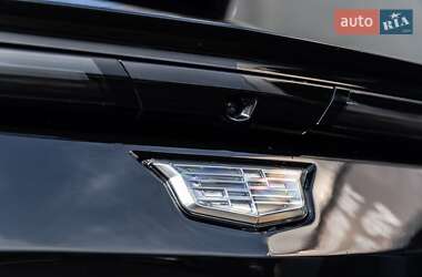 Внедорожник / Кроссовер Cadillac Lyriq 2022 в 