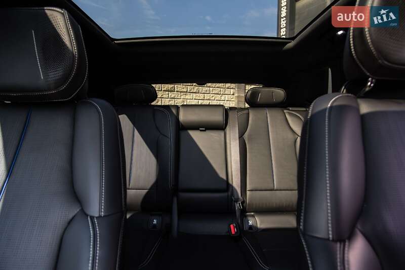 Внедорожник / Кроссовер Cadillac Lyriq 2022 в Ужгороде фото 17 Внедорожник / Кроссовер Cadillac Lyriq 2022 в Ужгороде