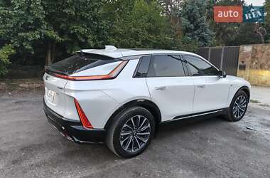 Внедорожник / Кроссовер Cadillac Lyriq 2024 в 