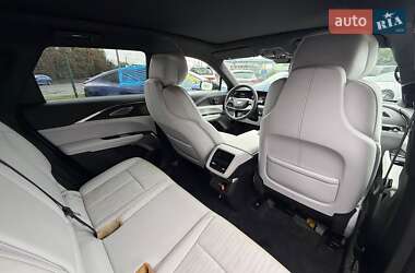 Внедорожник / Кроссовер Cadillac Lyriq 2022 в 