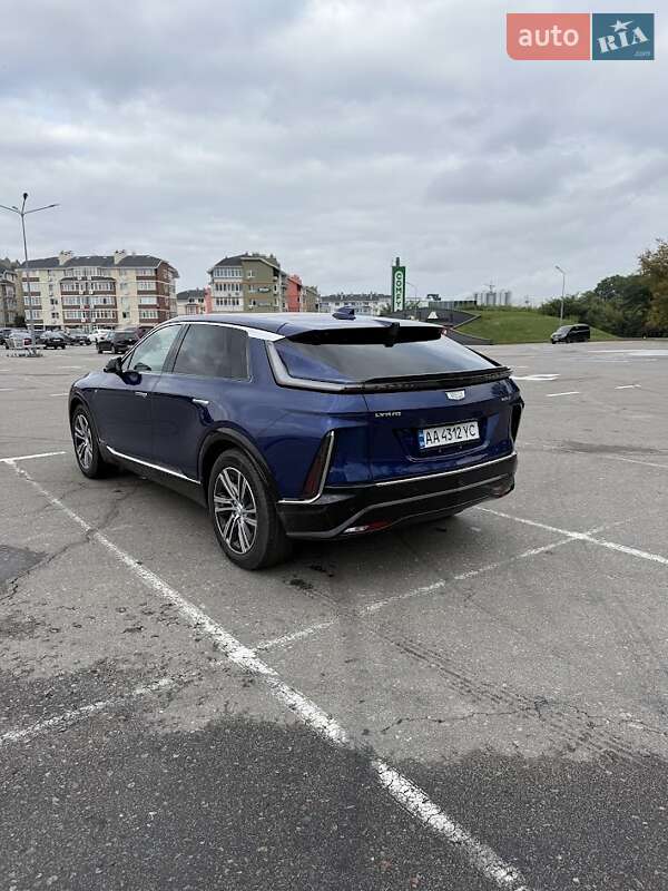 Внедорожник / Кроссовер Cadillac Lyriq 2023 в Киеве
