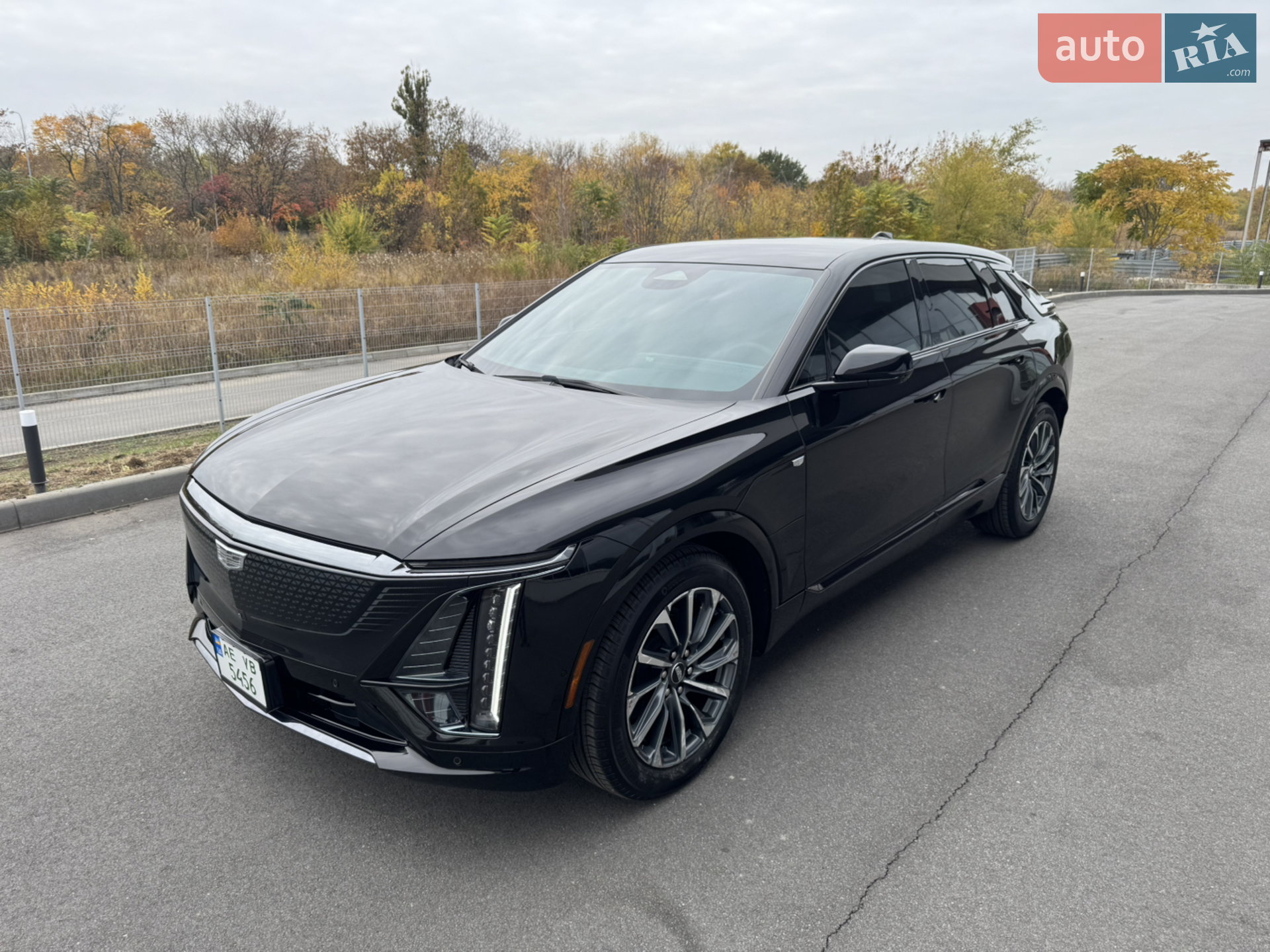 2023 Cadillac Lyriq - мініатюра 4