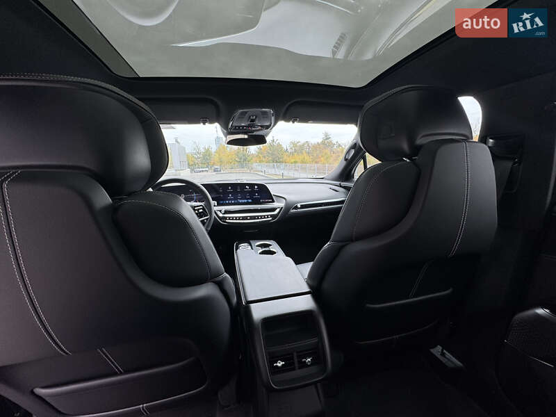 Універсал Cadillac Lyriq 2023 в Дніпрі фото 22 Універсал Cadillac Lyriq 2023 в Дніпрі