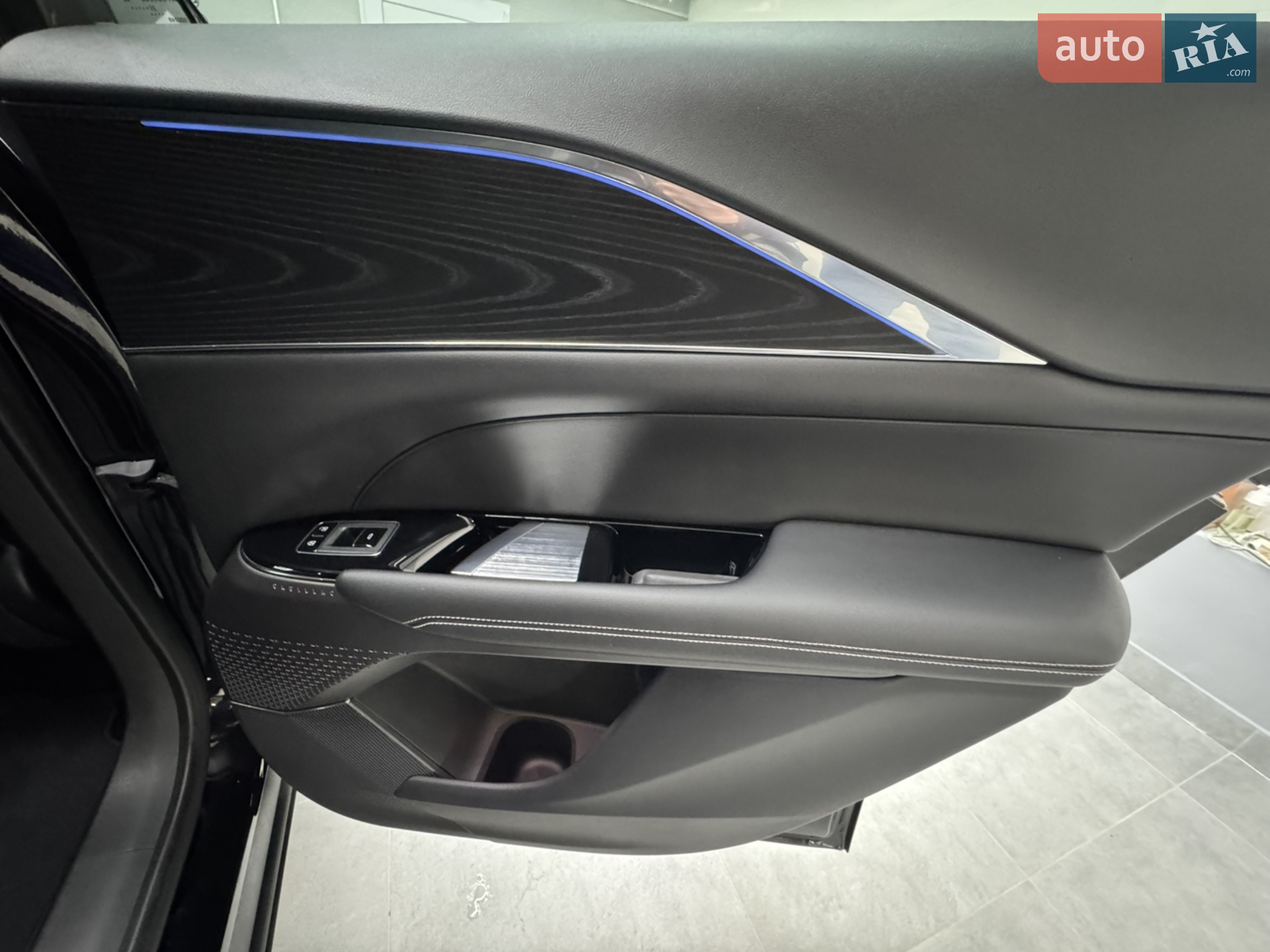 2023 Cadillac Lyriq - мініатюра 33