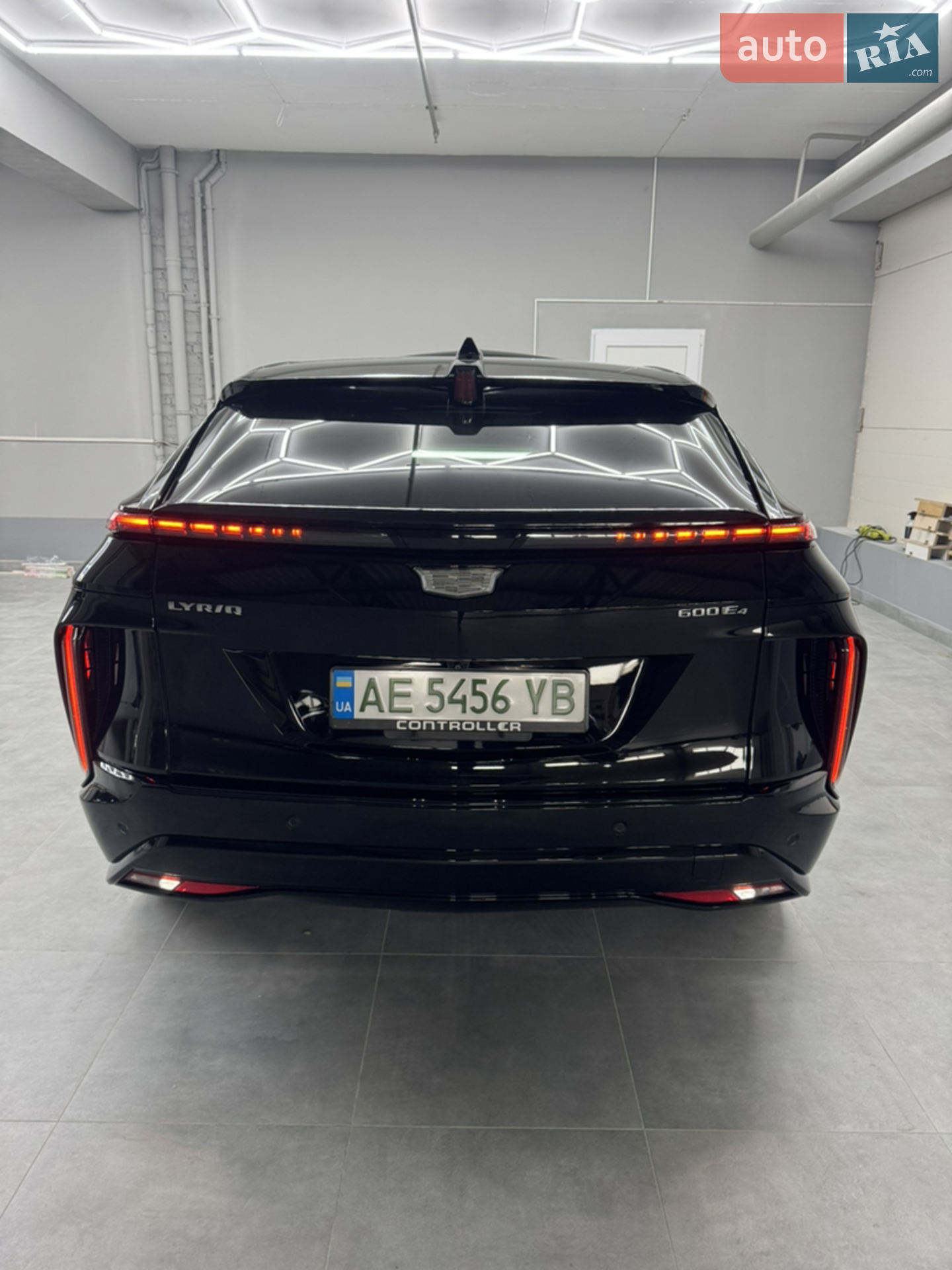 2023 Cadillac Lyriq - мініатюра 14