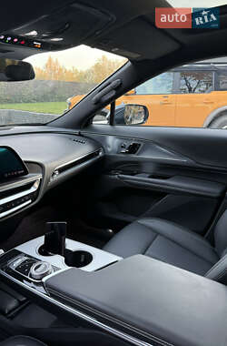 Позашляховик / Кросовер Cadillac Lyriq 2023 в Володимирі