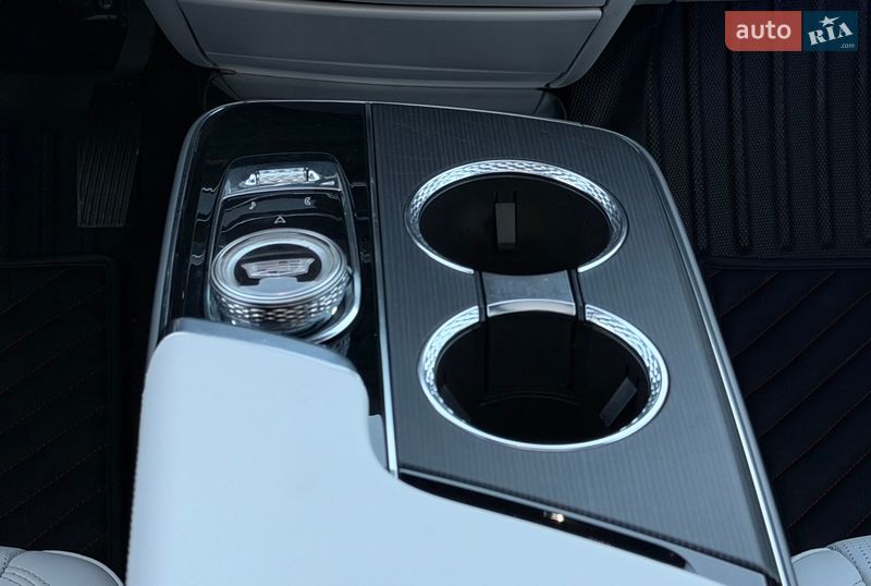 Внедорожник / Кроссовер Cadillac Lyriq 2023 в Харькове