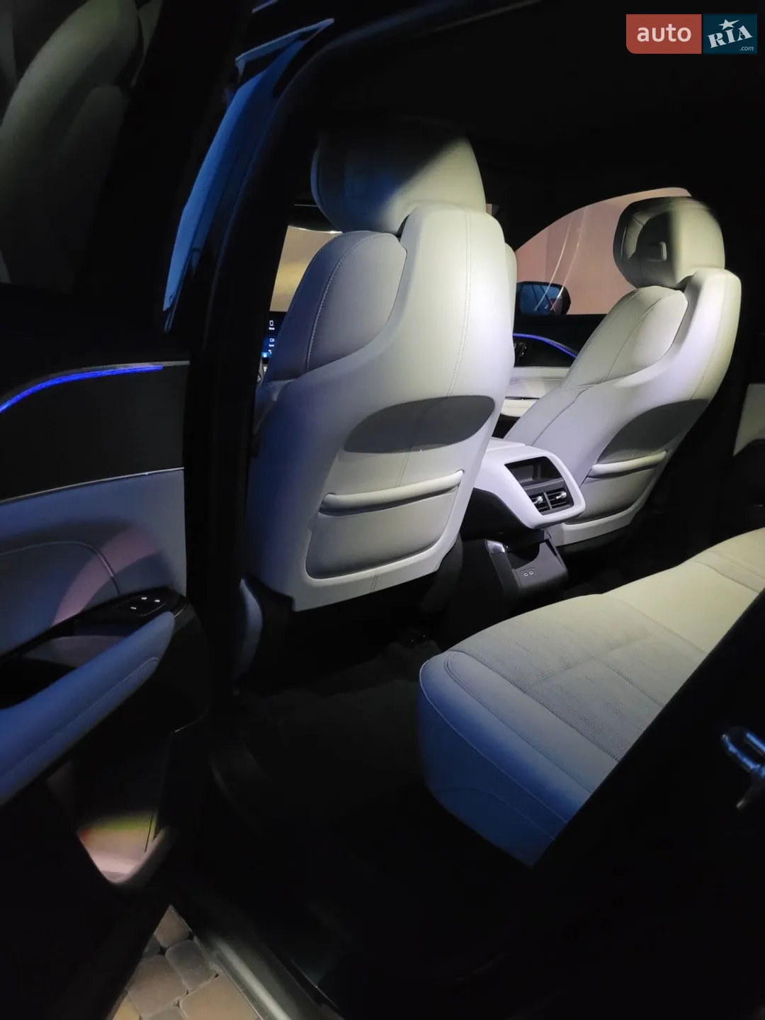 2024 Cadillac Lyriq - мініатюра 25