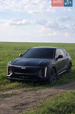 Позашляховик / Кросовер Cadillac Lyriq 2024 в Тернополі