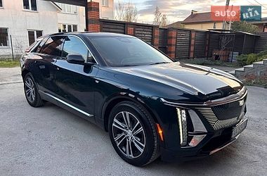 Внедорожник / Кроссовер Cadillac Lyriq 2025 в Киеве