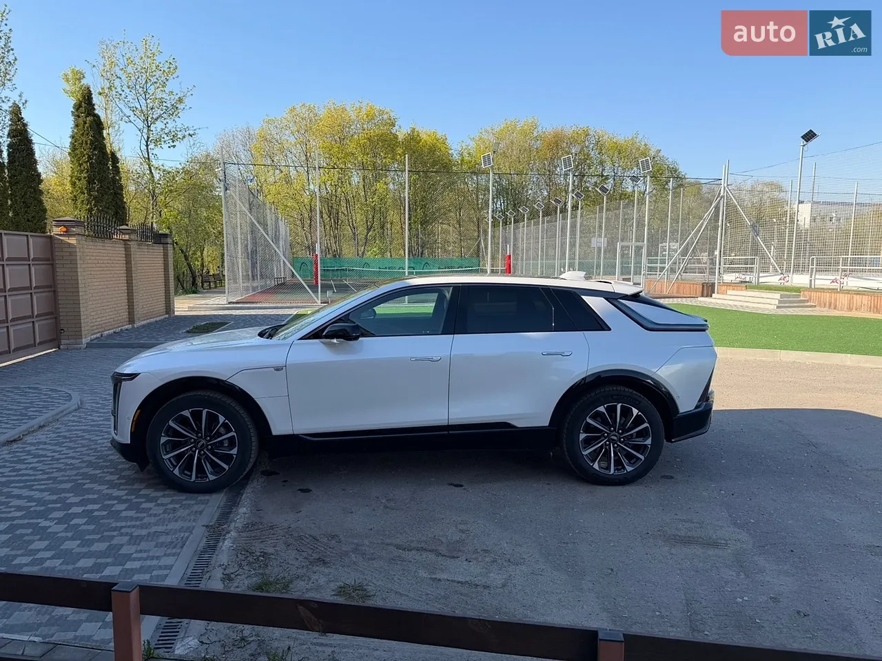 2022 Cadillac Lyriq - мініатюра 18
