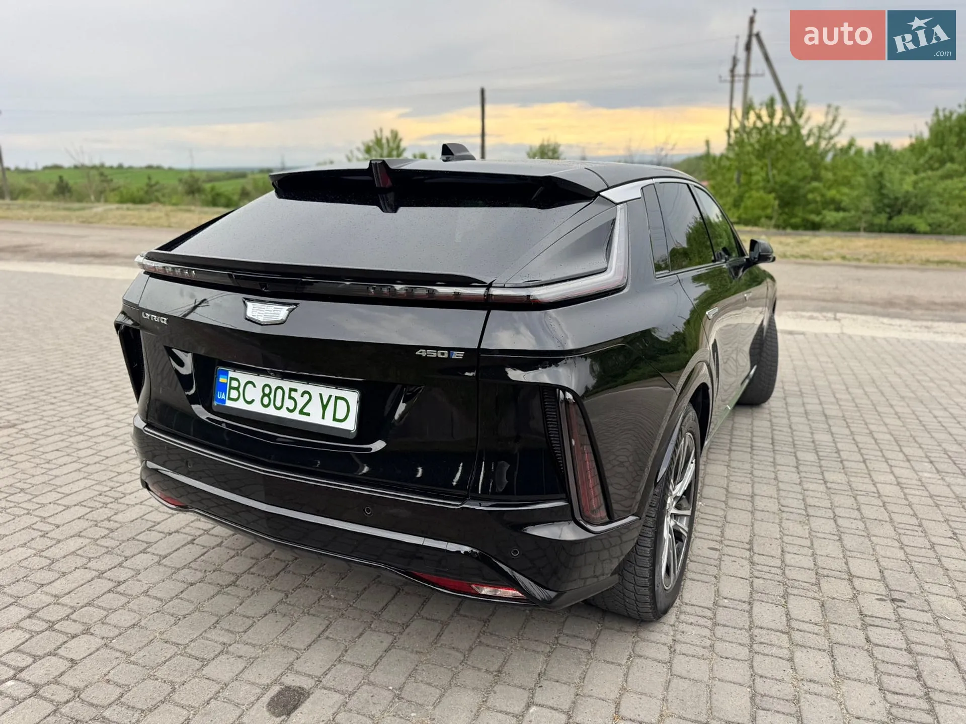 2023 Cadillac Lyriq - мініатюра 8
