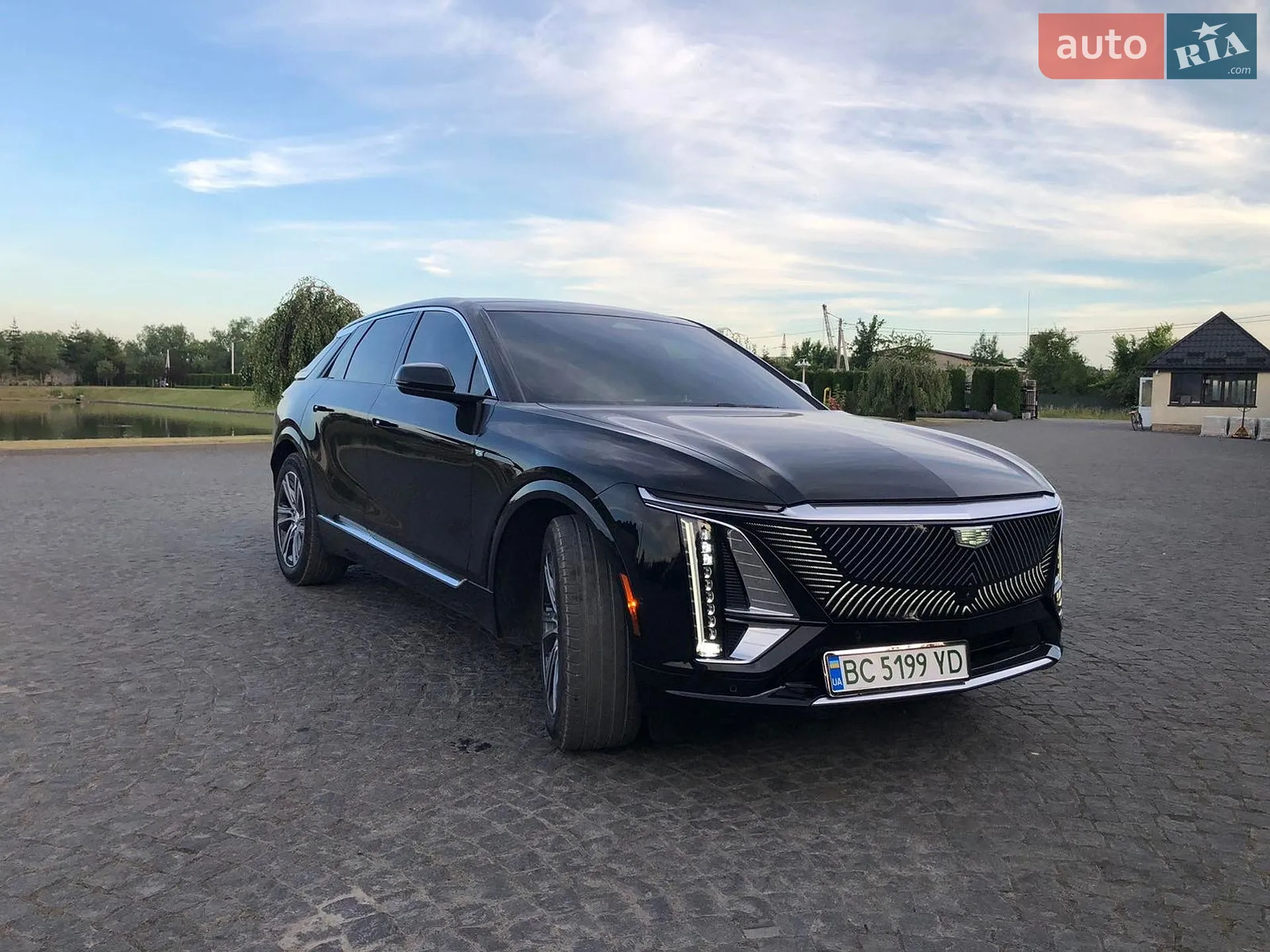2024 Cadillac Lyriq - мініатюра 4