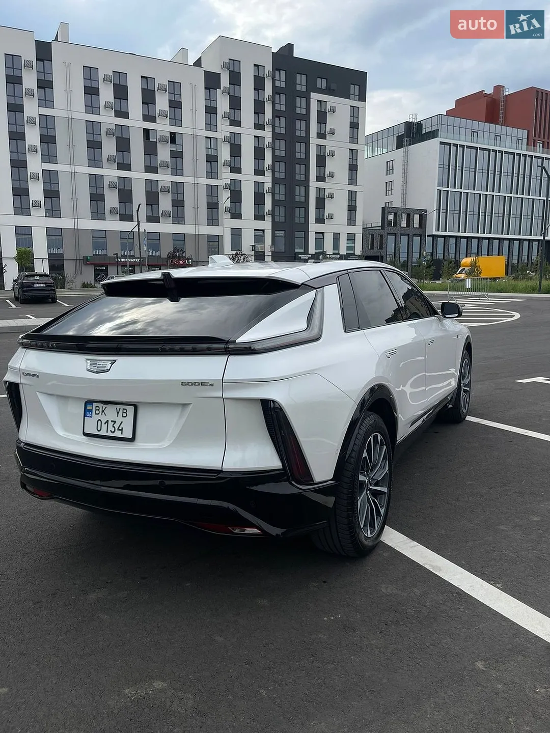 2023 Cadillac Lyriq - мініатюра 6