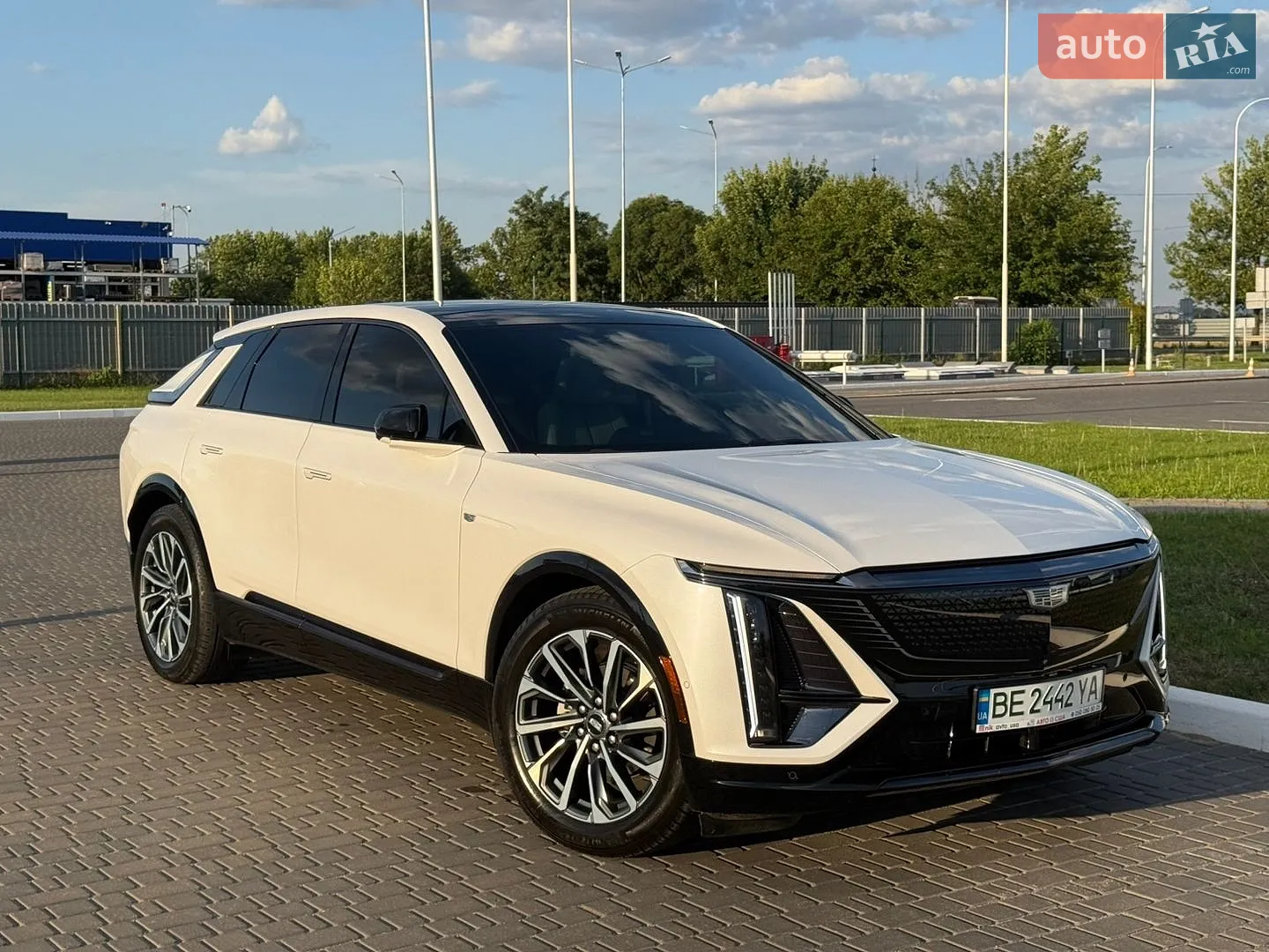 2024 Cadillac Lyriq - мініатюра 6
