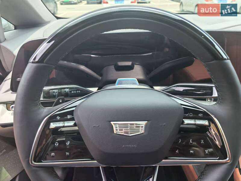 Позашляховик / Кросовер Cadillac  Optiq 2024 в Дніпрі