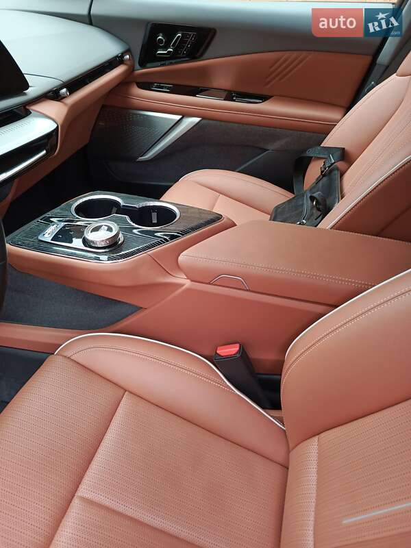 Позашляховик / Кросовер Cadillac  Optiq 2024 в Дніпрі