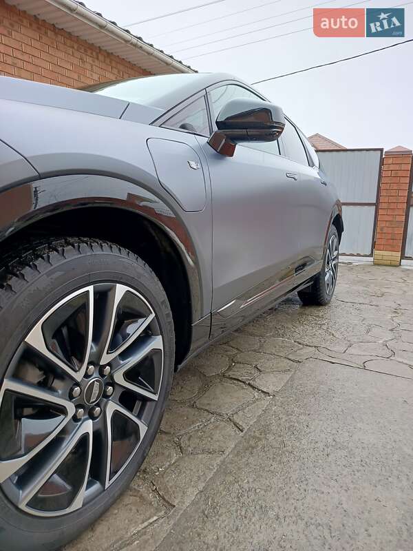 Позашляховик / Кросовер Cadillac  Optiq 2024 в Дніпрі