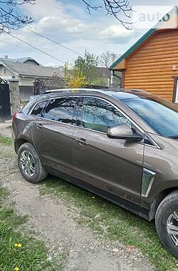Внедорожник / Кроссовер Cadillac SRX 2014 в Черновцах