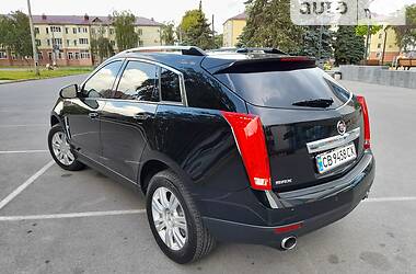 Позашляховик / Кросовер Cadillac SRX 2010 в Чернігові