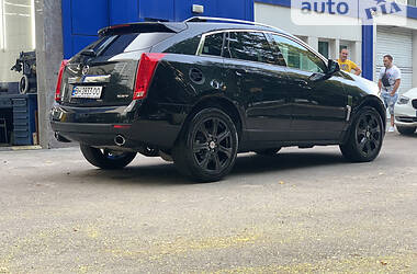 Внедорожник / Кроссовер Cadillac SRX 2010 в 