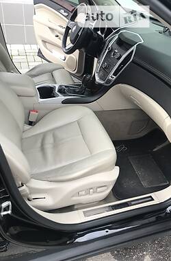 Позашляховик / Кросовер Cadillac SRX 2010 в 