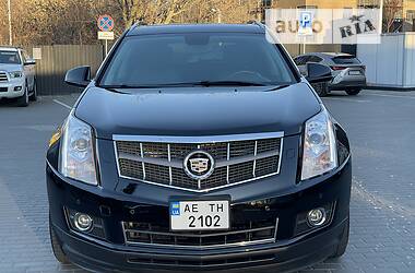 Внедорожник / Кроссовер Cadillac SRX 2010 в 