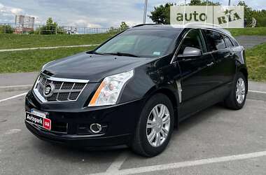 Cadillac SRX Luxury 2011