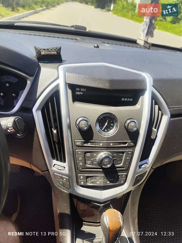Внедорожник / Кроссовер Cadillac SRX 2009 в Днепре