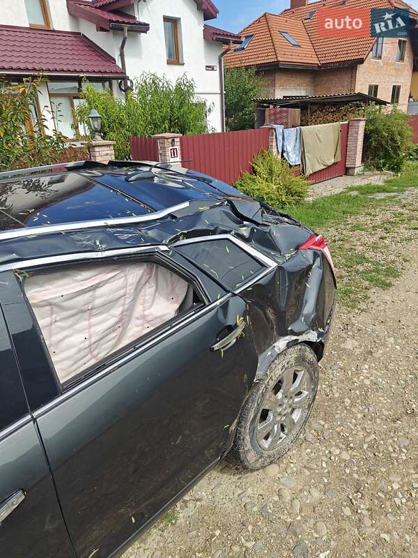 Внедорожник / Кроссовер Cadillac SRX 2014 в Ивано-Франковске фото 2 Внедорожник / Кроссовер Cadillac SRX 2014 в Ивано-Франковске