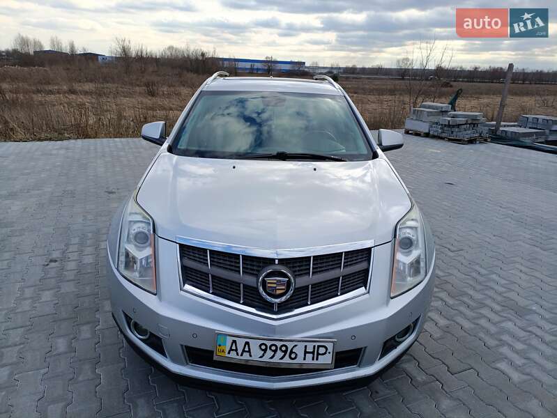 Позашляховик / Кросовер Cadillac SRX 2011 в Броварах