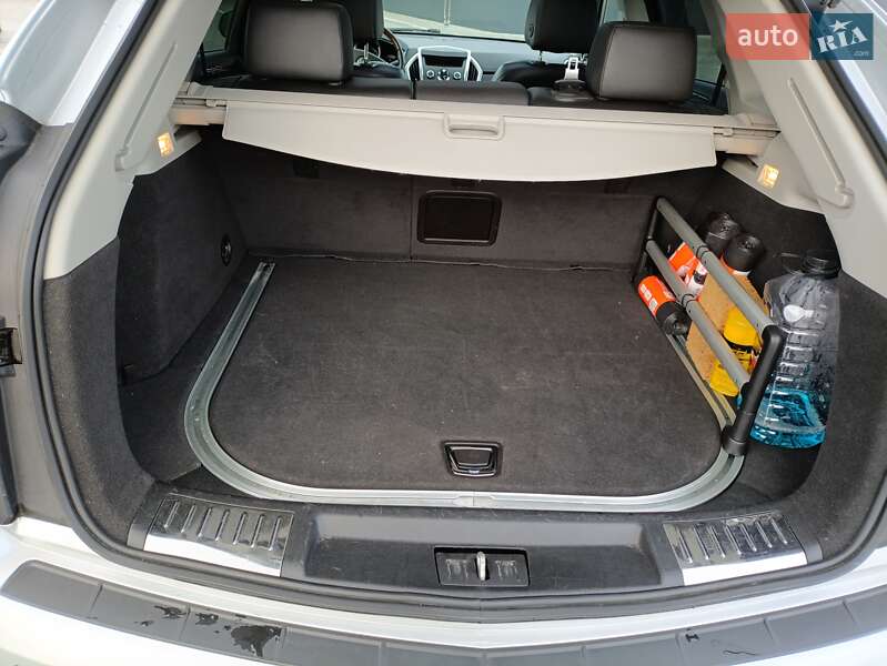 Позашляховик / Кросовер Cadillac SRX 2011 в Броварах
