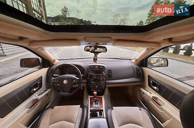 Внедорожник / Кроссовер Cadillac SRX 2004 в 