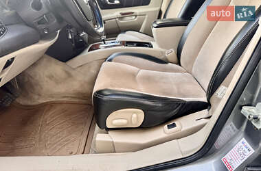 Внедорожник / Кроссовер Cadillac SRX 2004 в 