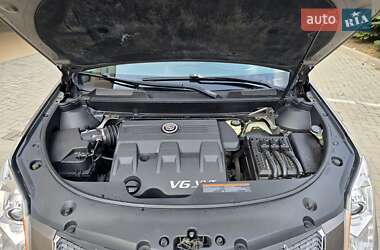 Внедорожник / Кроссовер Cadillac SRX 2010 в 