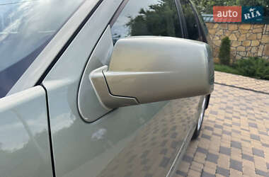 Универсал Cadillac SRX 2004 в 