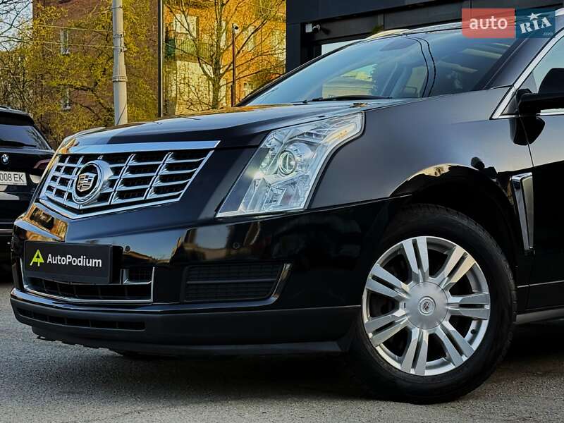 Позашляховик / Кросовер Cadillac SRX 2014 в Києві