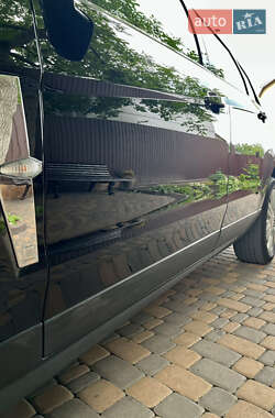 Внедорожник / Кроссовер Cadillac SRX 2010 в 