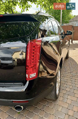 Внедорожник / Кроссовер Cadillac SRX 2010 в 