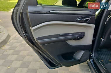 Внедорожник / Кроссовер Cadillac SRX 2010 в 